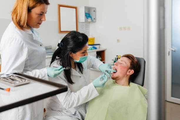 Best Emergency Treatment for Dental Infections or Abscesses in Mount Pleasant, IA